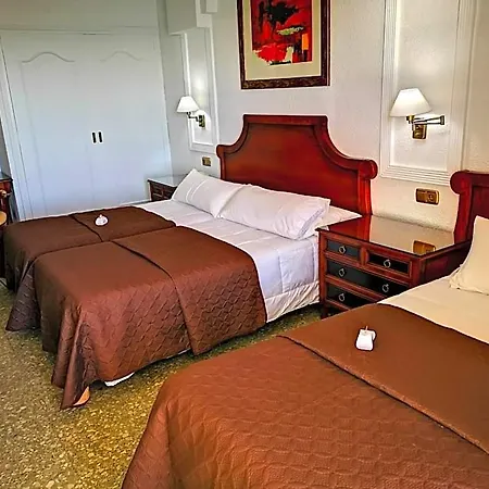 Hotel Polamar 3*