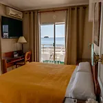 Polamar ホテル 3*