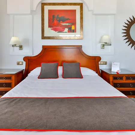 Polamar فندق 3*